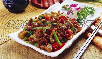廣東一級(jí)工廠食堂承包公司 專(zhuān)業(yè)信息咨詢服務(wù)的價(jià)值與選擇
